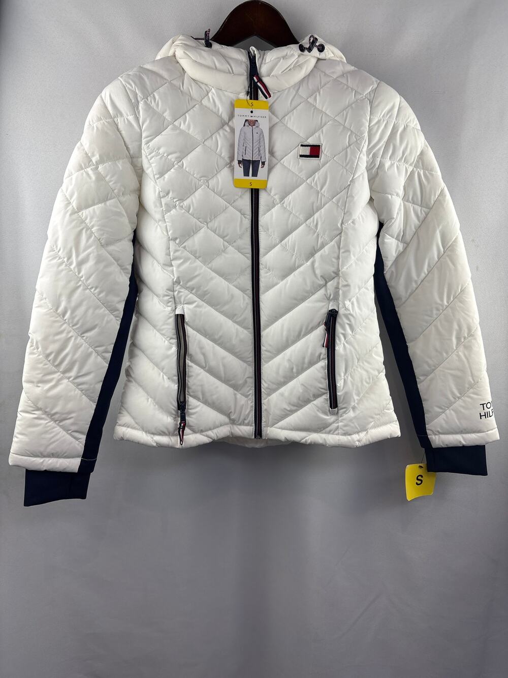 Women’s Tommy Hilfiger Small White Puffer Jacket